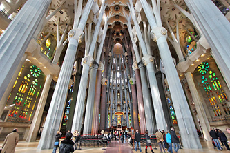 sagrada familia barcelona antoni gaudi